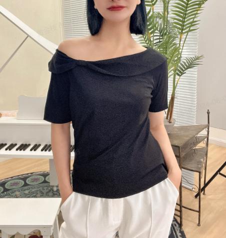 臣禾黑色露肩上衣9212055276 商品图0