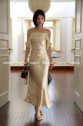 【门店同款】ENJOY夏季智性-法式一字肩连衣裙 157944667