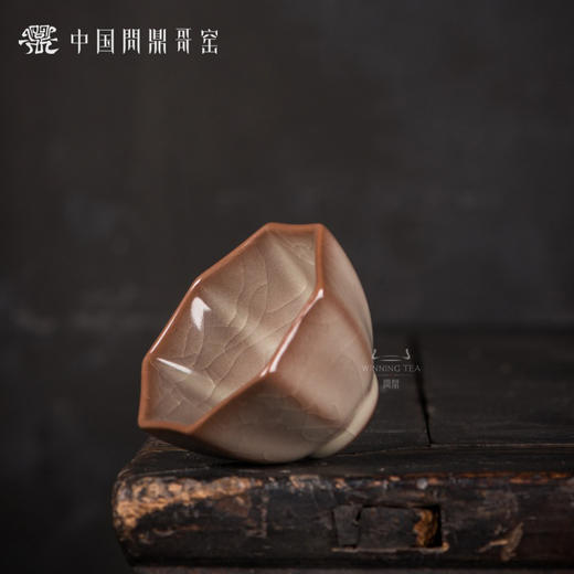 问鼎哥窑致巧款暮雪杯 商品图1