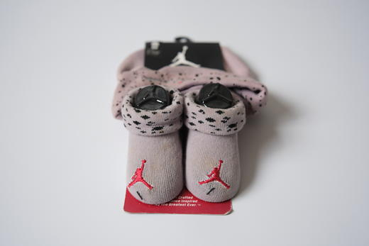 JORDAN乔丹配饰中性new born帽袜套装水泥灰73349BO132K416-12 商品图0