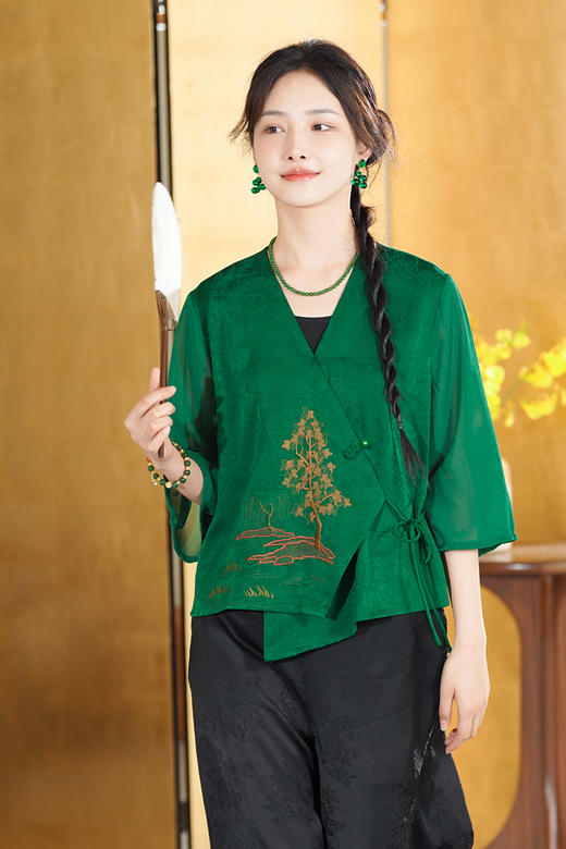 逸红颜明月优选 #『林语』传统改良汉服新中式上衣，显瘦百搭春夏必备，面料超舒服凉快 商品图11