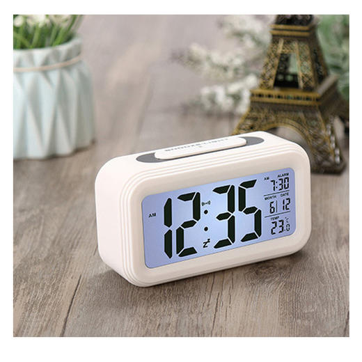 【贪睡护航 催醒必备！】寂静如水，大字底数，智能感光，慢慢亮起。一款真正的聪明钟，温度实时查看，贪睡功能更宏大。五色系任意选，给懒人夜猫子优先推荐！ 商品图4