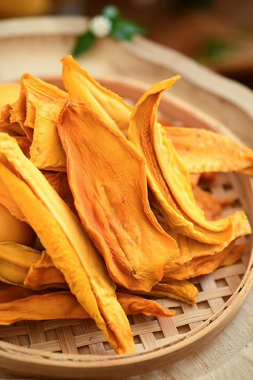 果干系又出王炸！自然熟【手工芒果干】大块厚切果干 酸甜软糯有嚼劲 48小时低温慢烘 锁住原果风味和营养 商品图6