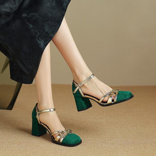 【预售5天】法式复古包头一字扣，拼色镂空中空气质凉鞋XMNEHD&H526 商品图0