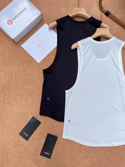 点此购买 lululemon夏季男士百搭棉背心一盒2件装 SP 290364 商品图1