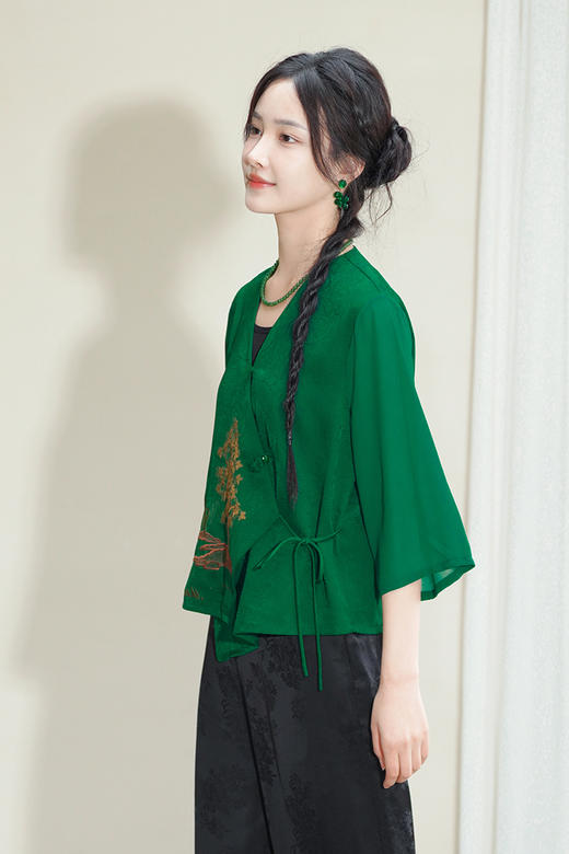 逸红颜明月优选 #『林语』传统改良汉服新中式上衣，显瘦百搭春夏必备，面料超舒服凉快 商品图9