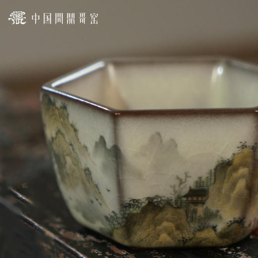 问鼎哥窑致巧款静空杯（山水） 商品图3