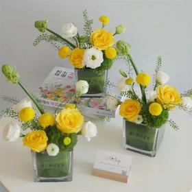 黄色系方缸桌花