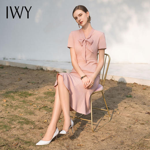 IWY/法式粉色连衣裙高级感飘带蝴蝶结西装裙优雅气质仙女约会裙子Q1112 商品图0
