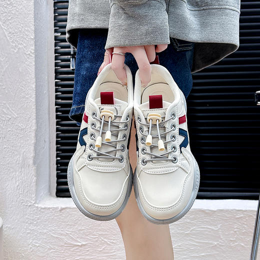 【轻盈镂空休闲鞋】透气网布鞋面拼色镂空/皮面设计、柔软不闷不磨脚不累脚、舒适百搭防滑增高、轻盈耐磨颜值高最 商品图6