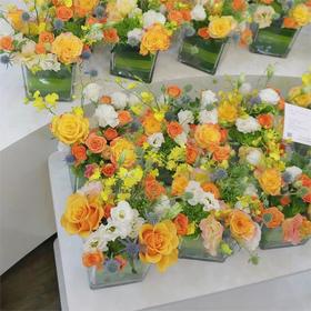 橙色系方缸桌花