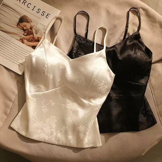 「买1送1！59.9到手两件」中国风国潮提花缎面吊带背心 女带胸垫高级感小众短款打底上衣 商品图0