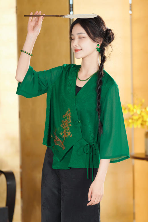 逸红颜明月优选 #『林语』传统改良汉服新中式上衣，显瘦百搭春夏必备，面料超舒服凉快 商品图10