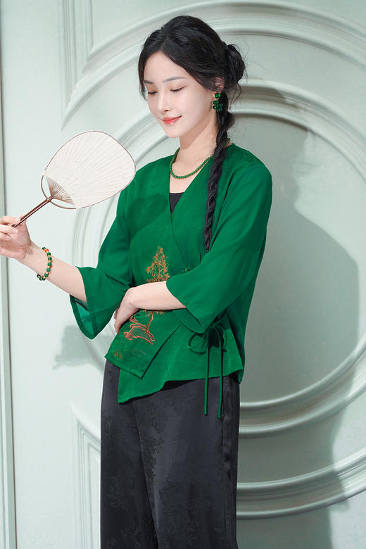 逸红颜明月优选 #『林语』传统改良汉服新中式上衣，显瘦百搭春夏必备，面料超舒服凉快 商品图12