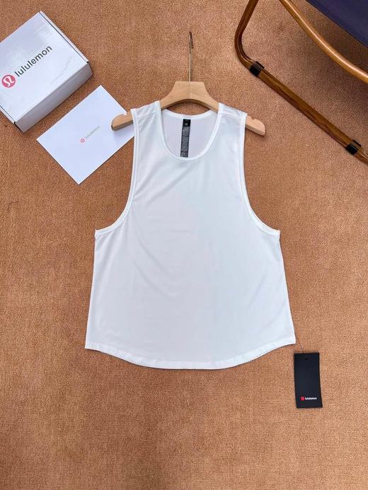 点此购买 lululemon夏季男士百搭棉背心一盒2件装 SP 290364 商品图9