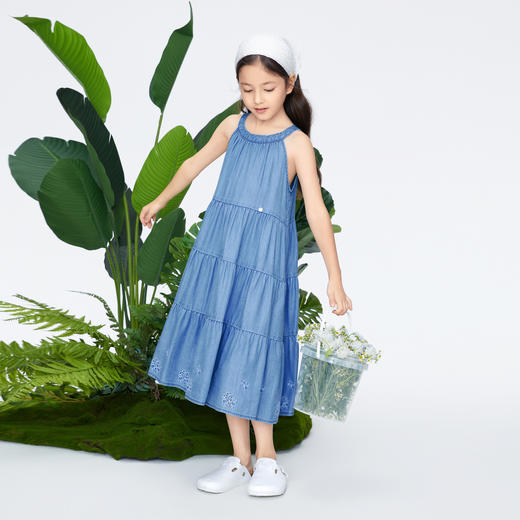 安奈儿女童天丝薄款牛仔无袖连衣裙	ag423812 商品图4