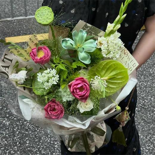 夏日国风荷花花束 商品图1