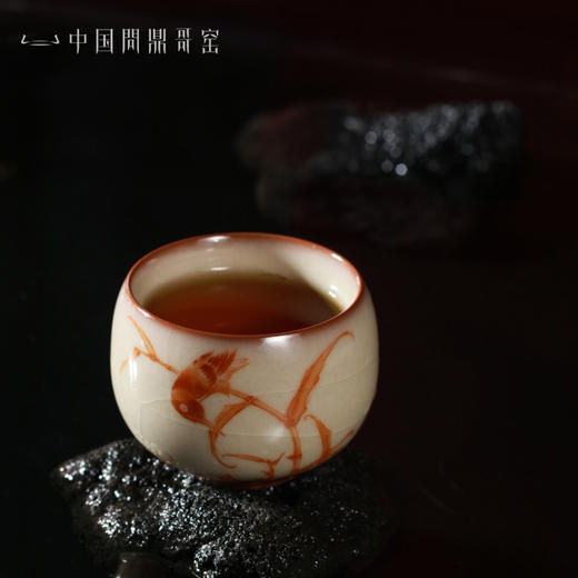 问鼎哥窑牛角款晴雪杯（草长莺飞）（缺货） 商品图2