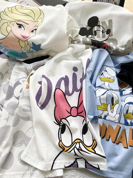 前方高能💰59.9到手2件 「三枪&Disney迪士尼短袖T恤」男宝女宝都好穿，天花板穿搭啊 ✔️100%棉，A类婴幼儿标准 ，软糯舒适透气 ✔️迪士尼IP联名，图案可爱童趣 ✔️男女宝同版型，6款 商品图8