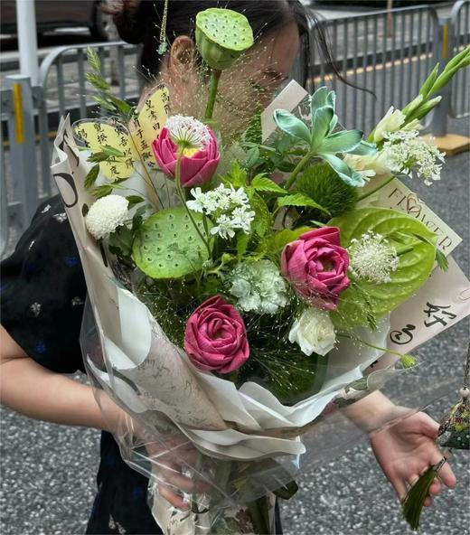 夏日国风荷花花束 商品图0