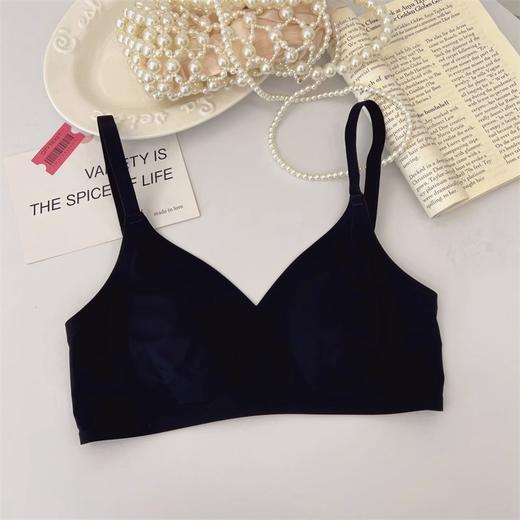 【超薄款凉感无痕内衣】小胸聚拢上托 透气冰丝兔耳朵无钢圈文胸胸罩 商品图5