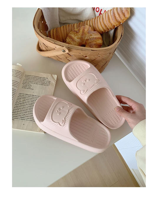 软萌可爱小熊拖鞋男女室内居家防滑踩屎感情侣夏季夏凉拖鞋 商品图1