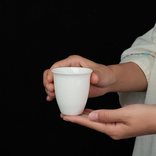 暗香疏影 留香杯白瓷单杯闻香杯个人专用陶瓷茶杯品茗杯瓷杯 商品图0