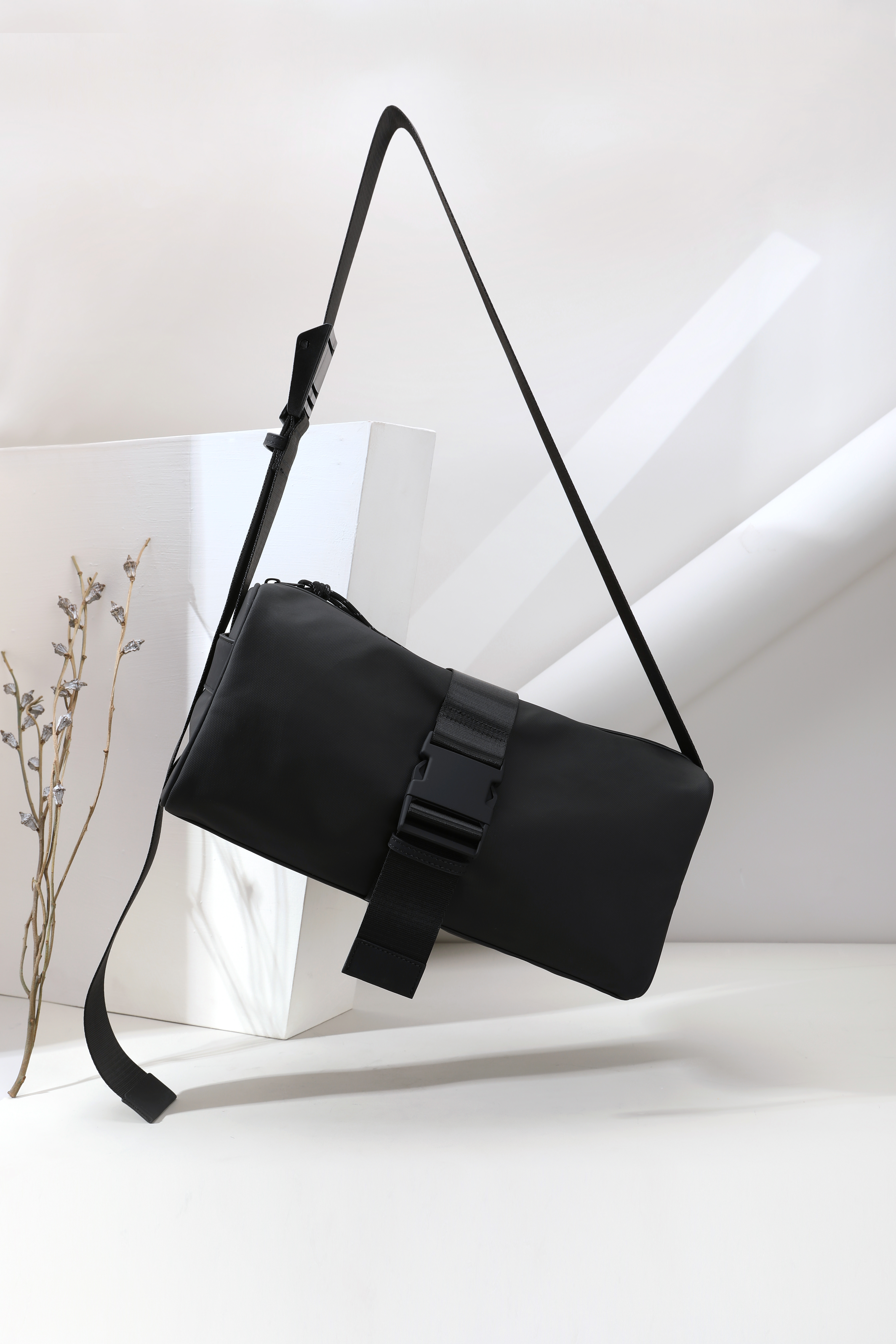 皮尔卡丹斜挎包男款多功能斜挎包男士斜挎包男生单肩包男款运动