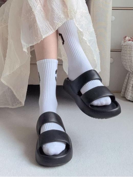 🌸【TRONSIAN/初选】热风同款纯色厚底拖鞋609款：🔺1、宽头设计，贴合足部线条 商品图1