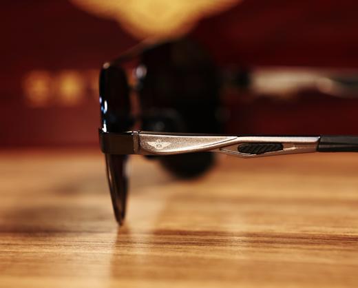 空鹰偏光眼镜 适合外出旅游钓鱼   八一特惠 商品图4