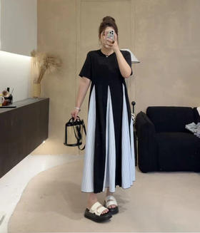 “巨遮肉”的鱼尾连衣裙，心动的撞色美感