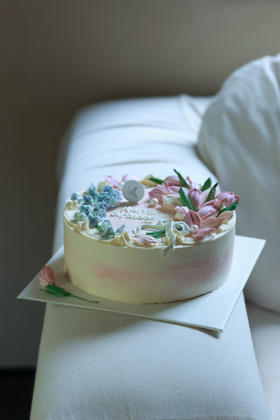 12寸刮刀花蛋糕（覆盆子荔枝玫瑰）