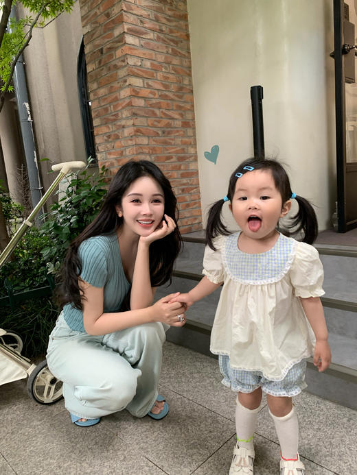 Read Nameless /湖蓝色莱赛尔短袖＋薄软浅蓝牛仔阔腿裤 商品图6