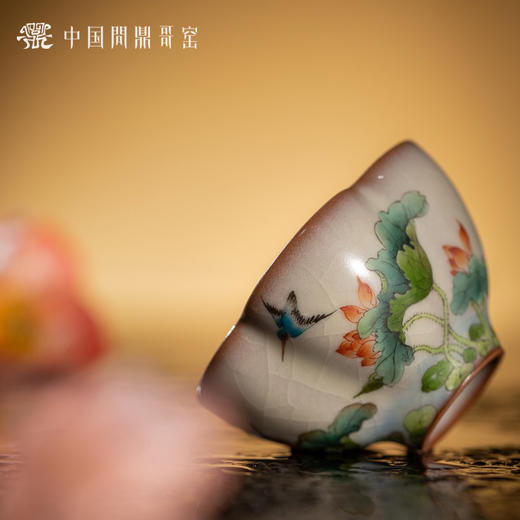问鼎哥窑致巧款凌霜杯（莲蓬翠鸟） 商品图2
