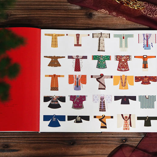 中华霓裳——一览经典传统服饰 商品图9