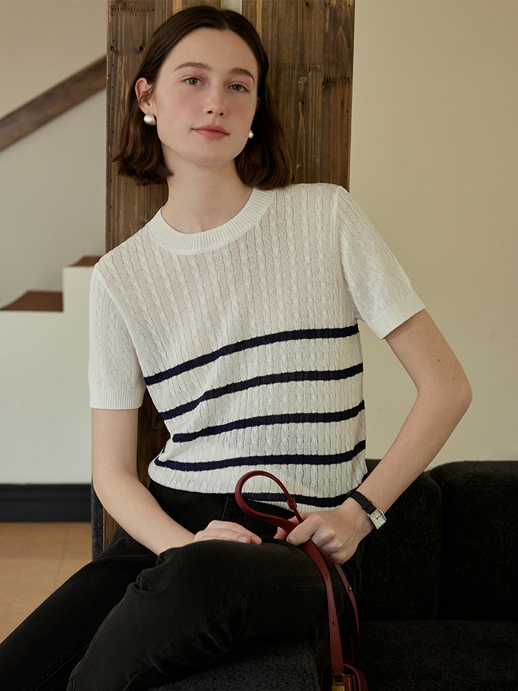 绞花条纹毛衫FCE2WST083