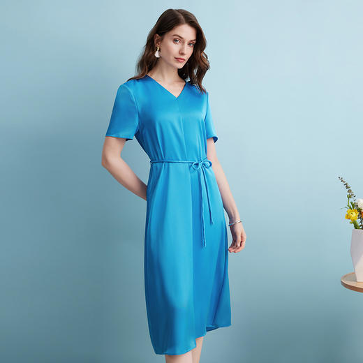 EITIE爱特爱夏季新款V领时尚优雅连衣裙7407160 商品图2