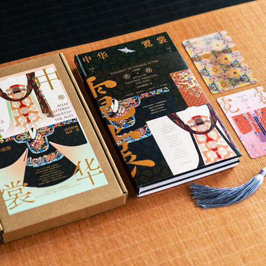 中华霓裳——一览经典传统服饰 商品图5