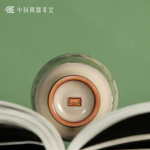 问鼎哥窑致巧款易悦杯 （青山绿水）（缺货） 商品图4