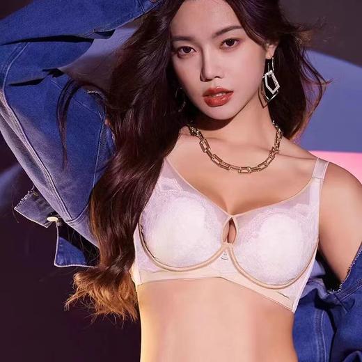 白玉无瑕 文胸 门店同款 内衣女大胸显小高侧翼收副乳微聚兔耳朵透气超薄文胸性感豹纹 商品图2