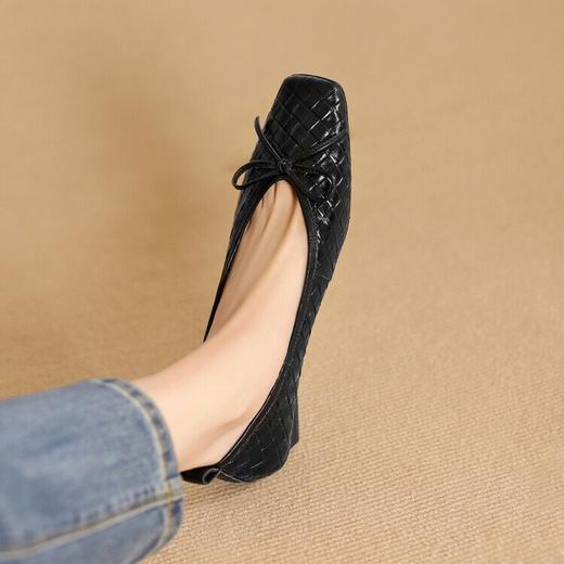 【预售5天】法式简约方头浅口编织纹羊皮低跟单鞋甜美蝴蝶结优雅舒适四季女鞋DTN&A1038-19 商品图3