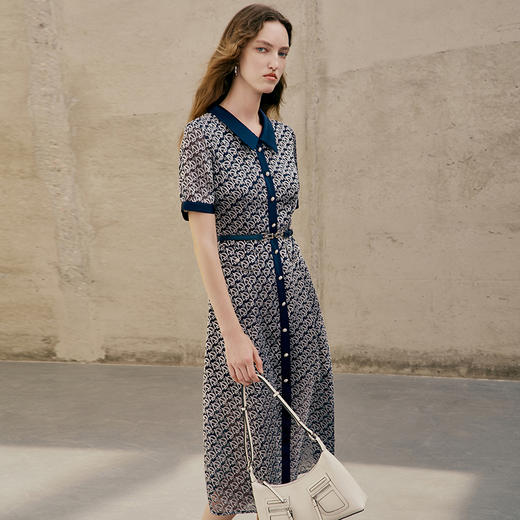 EITIE爱特爱夏季新款时尚显瘦气质撞色印花连衣裙7407135 商品图2