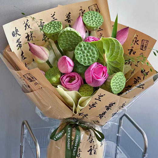 【两小时达】荷花莲花莲蓬睡莲供佛玫瑰花混搭花束生日鲜花速递端午礼物 商品图7