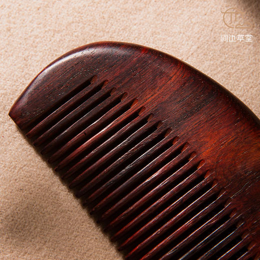 清代紫檀家具老料手工制木梳 商品图5