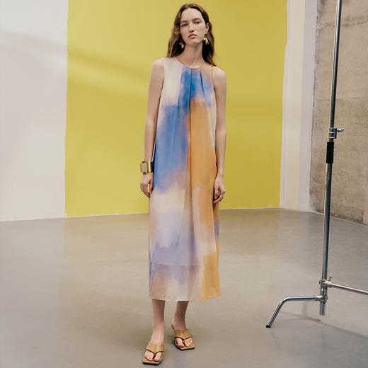 EITIE爱特爱夏季新款时尚个性扎染撞色印花无袖连衣裙女7407162 商品图1