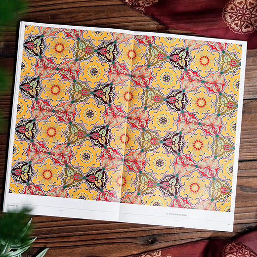 中华霓裳——一览经典传统服饰 商品图4