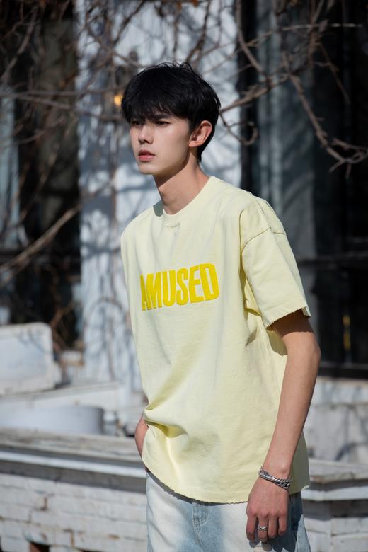 W419612969立体字母短袖T恤 商品图1