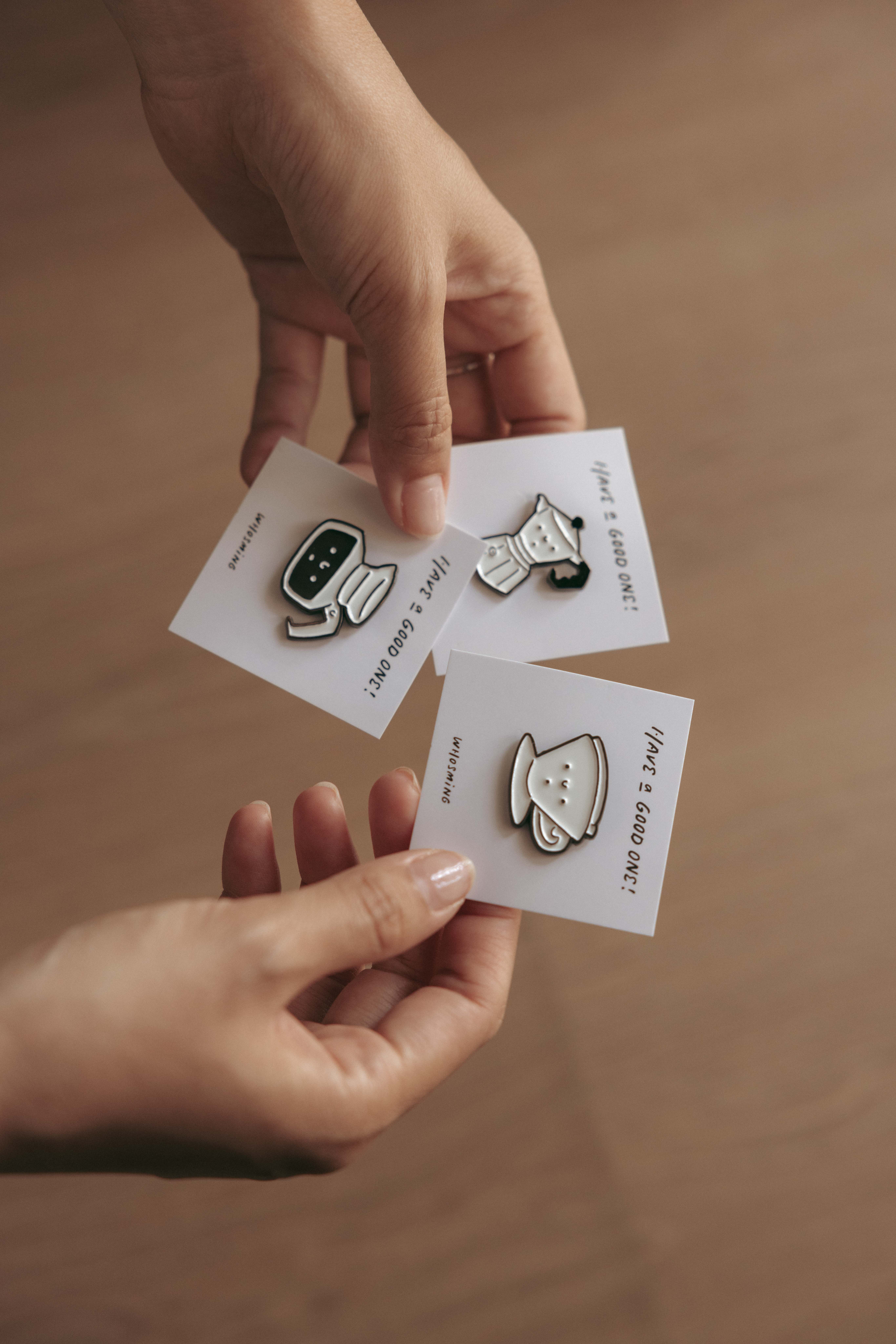 Katalogue x WHOSMiNG 合作款徽章3款