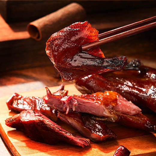 【地道川味！烟熏腊板鸭】农家自制土麻腊鸭，色泽油亮肉汁饱满，独特味道麻、辣、香，熟食快手菜即食下酒菜Y 商品图1