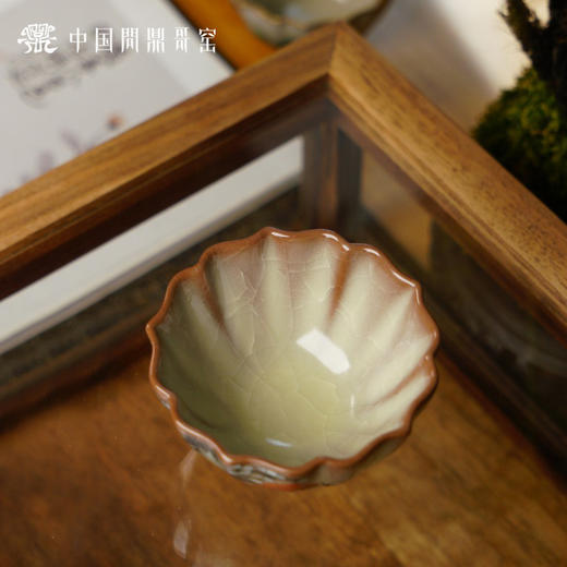 问鼎哥窑致巧款撷芳杯（喜上眉梢）（缺货） 商品图3